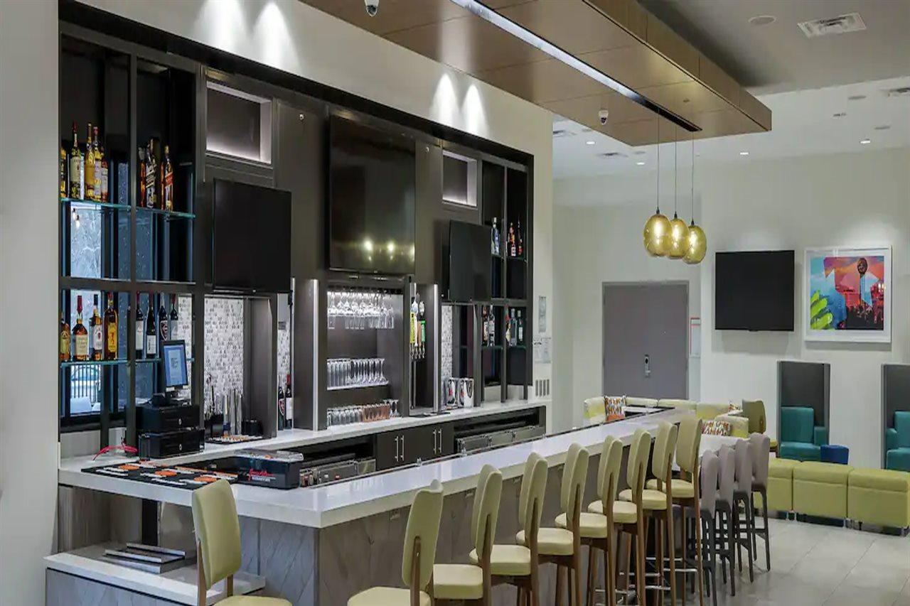 Hilton Garden Inn Pomona, Ca Eksteriør bilde