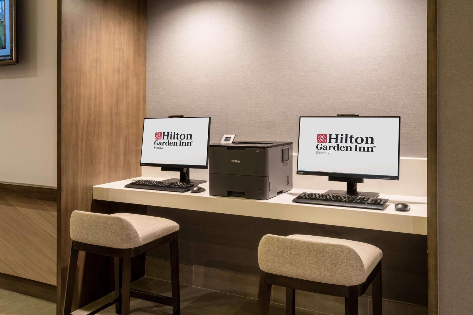 Hilton Garden Inn Pomona, Ca Eksteriør bilde