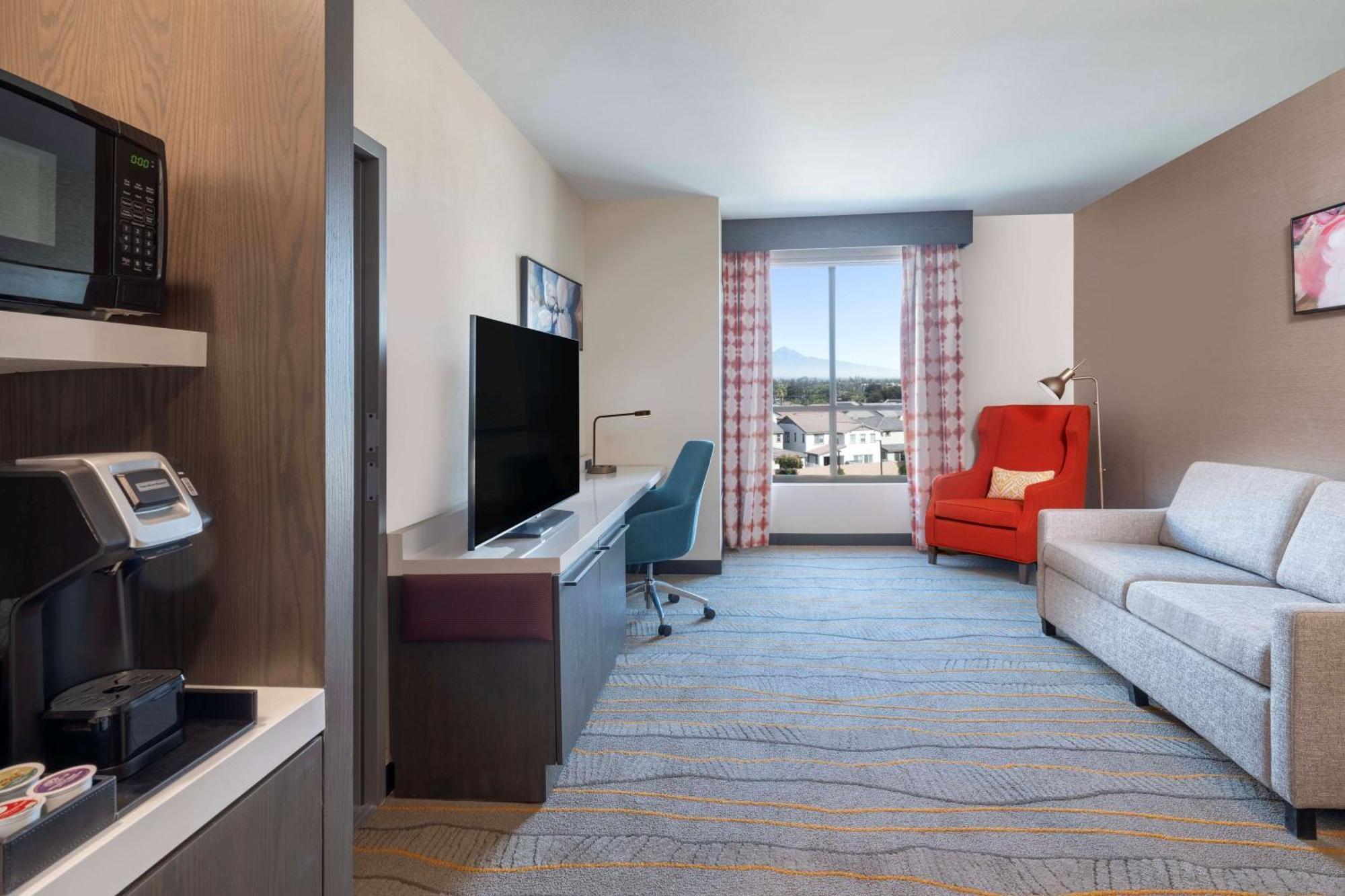 Hilton Garden Inn Pomona, Ca Eksteriør bilde